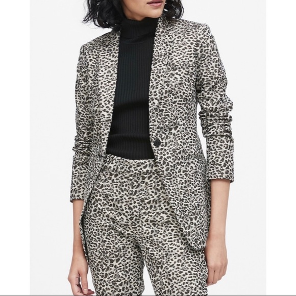 Banana Republic Jackets & Blazers - Banana Republic Long Lean Metallic Leopard Blazer